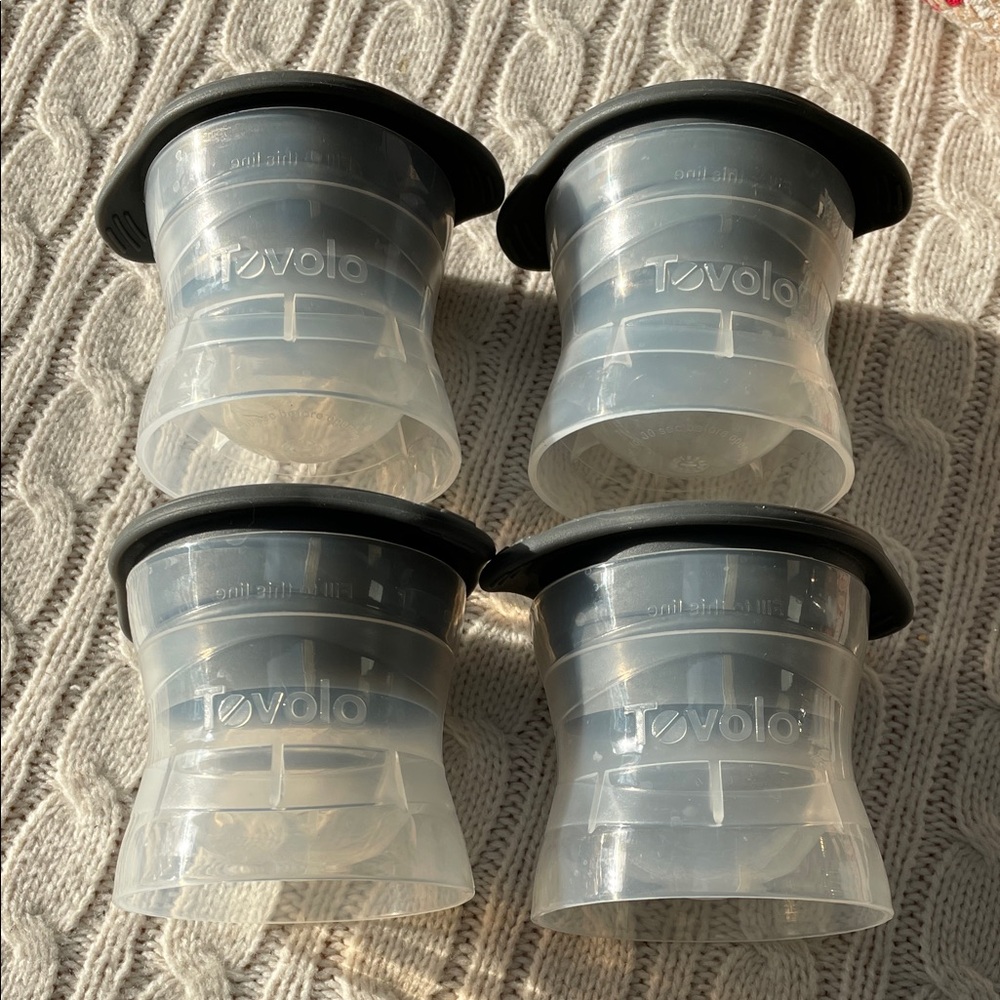 4 Tovolo Clear/Gray plastic/silicon Ice Molds create 2.5” spheres, bar cocktails